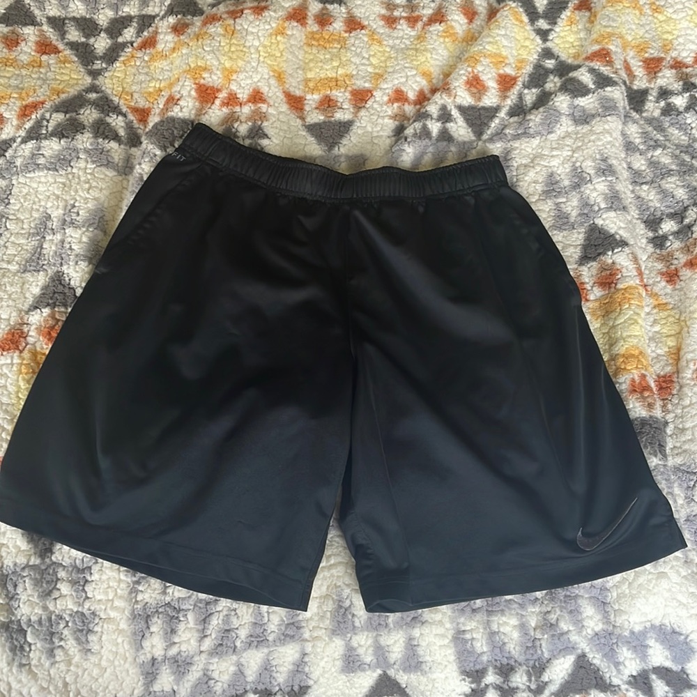 Black Nike shorts